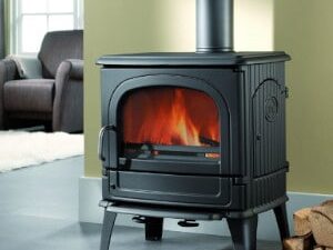 Fonte-flamme-64CB-poele-a-bois-design-rustique-laque-anthracite