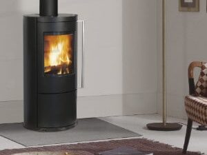 Fonte-flamme-cheminees-jouvin-poele-a-bois-design-contemporain-Ewa