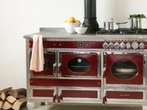 Cuisinière à bois Archambaud Prestige 140 émaillée bordeaux et chrome avec four à bois et four électrique