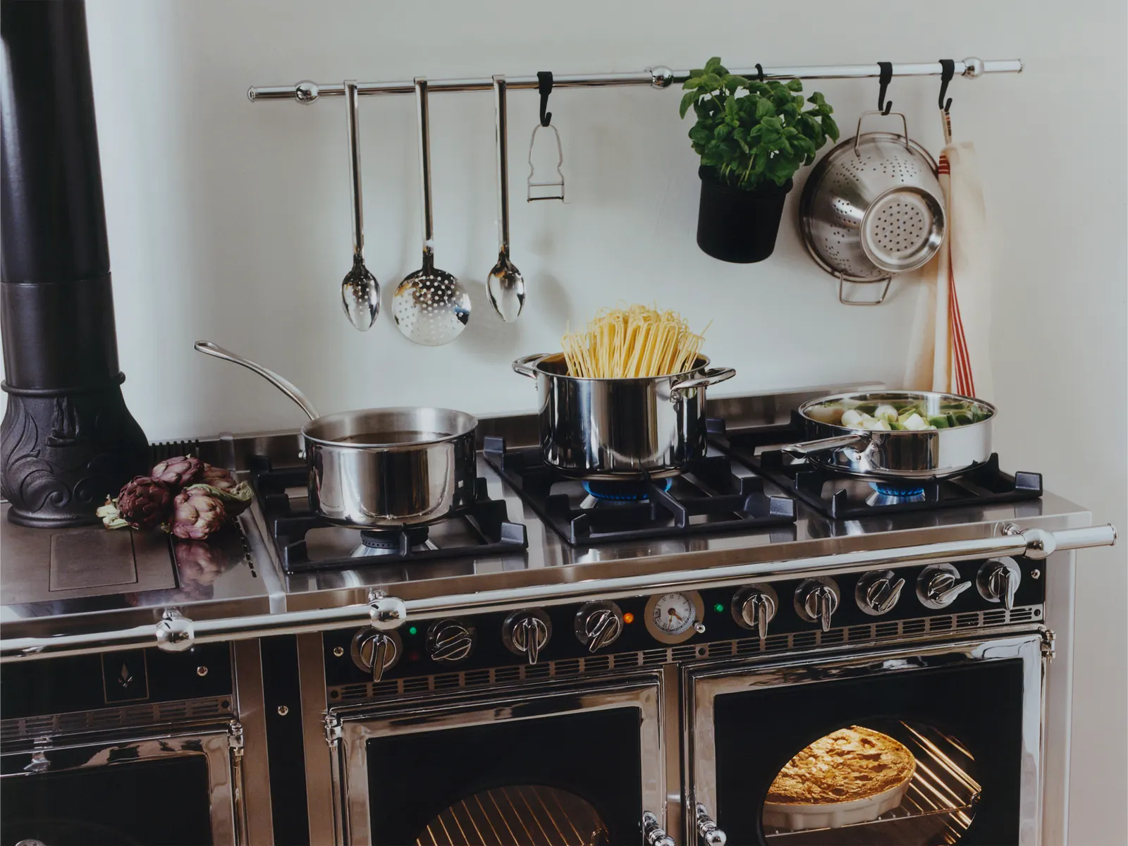 Plan de cuisson gaz 5 feux et fours de la cuisinière Prestige 200