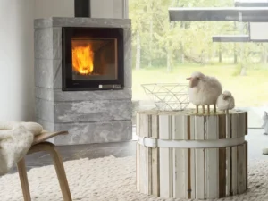 Poêle à bois ollaire Lorflam XP54 Box Ollaire Rondyline en pierre ollaire, dans un séjour